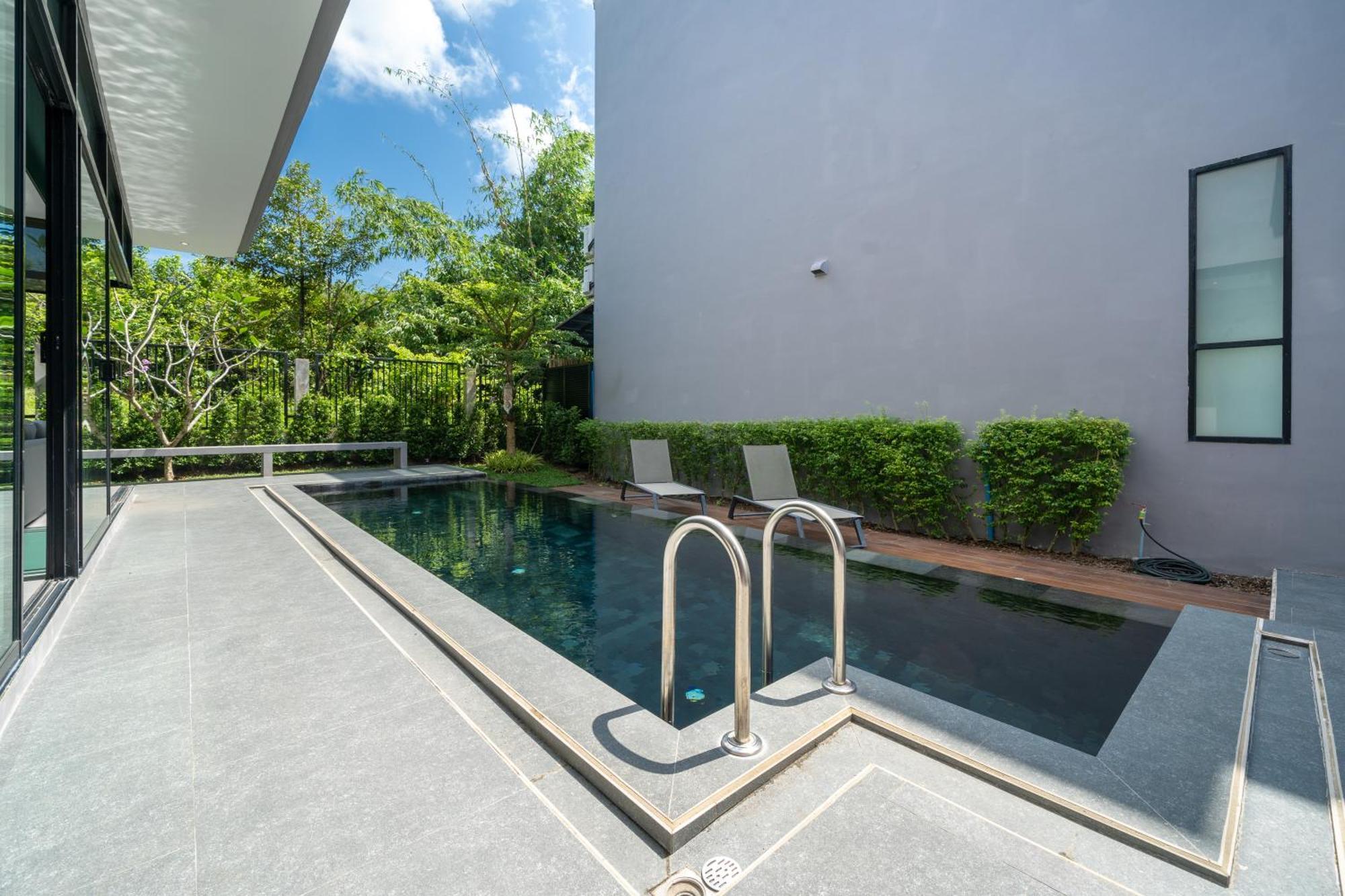 Villa Lami - Luxury 3-Bedroom Modern Villa In Phuket With Private Pool, Gym & Sauna Exterior photo